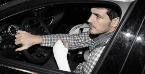 Multa por conducir con escayola