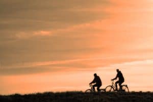 Cómo llevar una bici en el coche